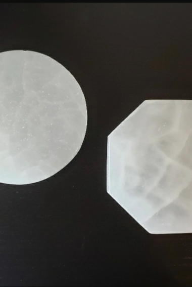 Selenite Charging Plate