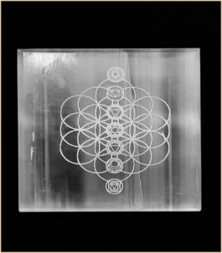 Selenite Charging Plate